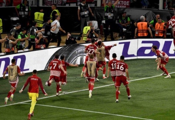 Theophile Bloudanis/AFP via Getty Images