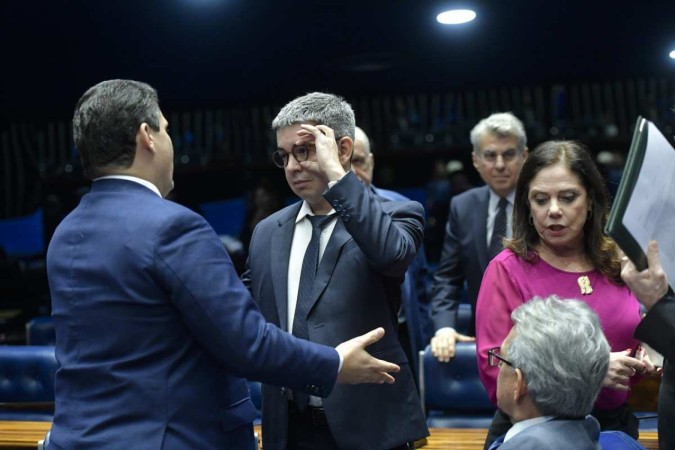 Líder do governo no Congresso, Randolfe Rodrigues procurou minimizar as derrotas sofridas pelo Planalto -  (crédito: Geraldo Magela/Agência Senado)