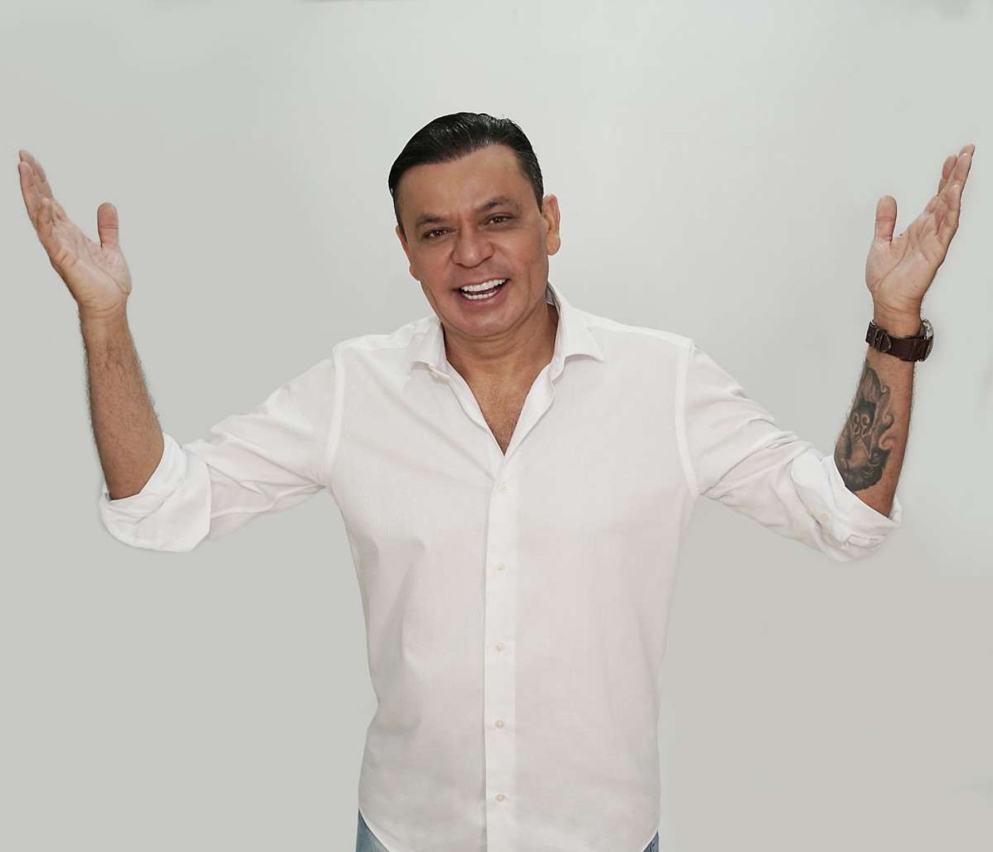 Frank Aguiar anima a festa do circuito Sesc Tradições Juninas