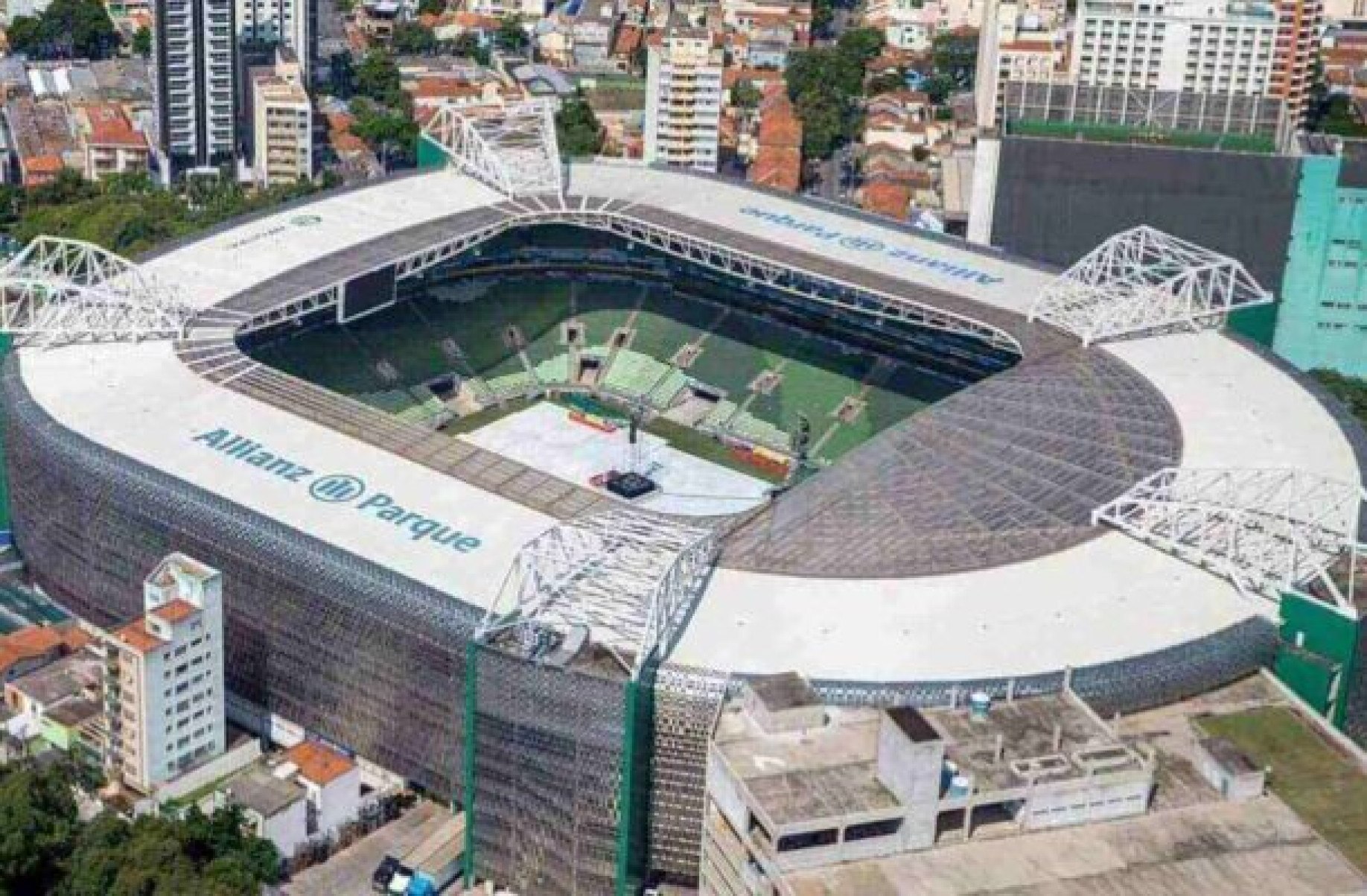 Palmeiras volta a receber pagamento da WTorre após longo período