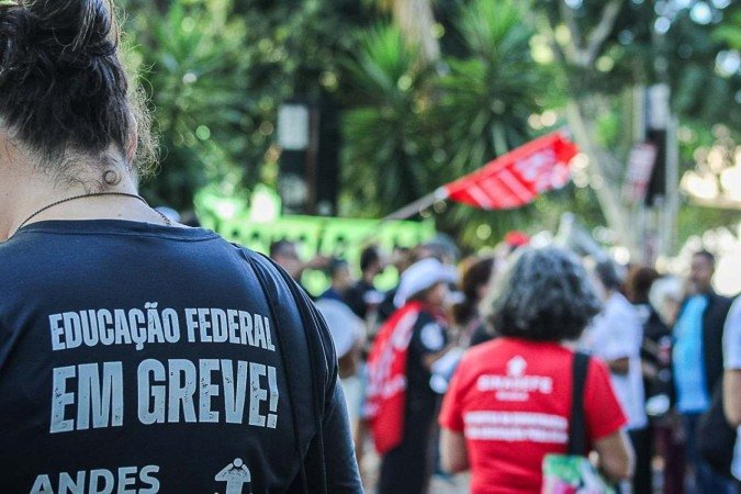 Professores fazem manifestação em frente ao Ministério da Gestão e da Inovação dos Serviços Públicos (MGI): novo protesto marcado  -  (crédito:  Kayo Magalhães/CB/D.A Press)