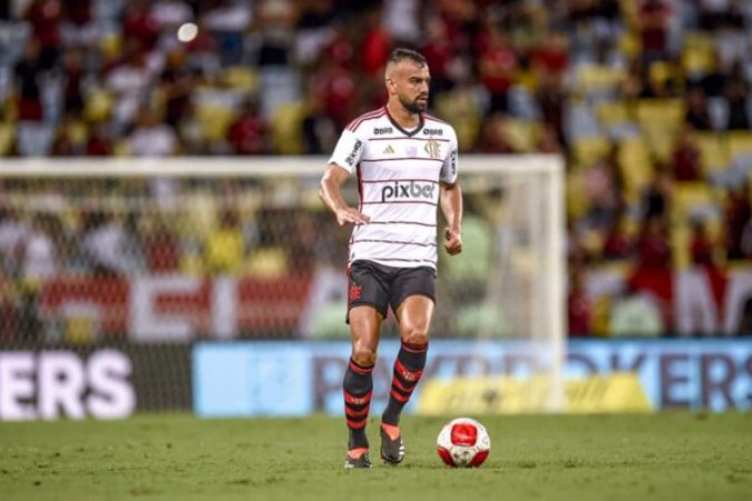 Fabrício Bruno fica no Flamengo -  (crédito: Foto: Marcelo Cortes/CRF)