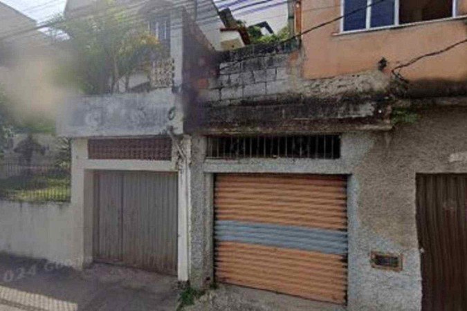 Homem morreu dentro de carro de aplicativo na Rua Jorge Knopp -  (crédito: Google maps)