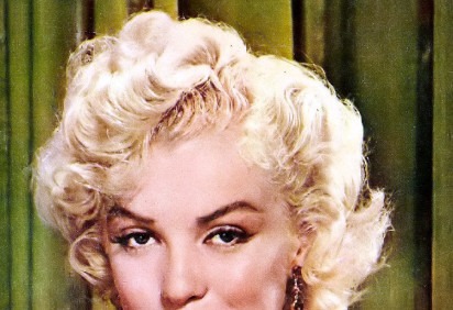 Há 98 anos, em 1/6/1922, nascia a pequena Norma, que se tornaria o maior símbolo sexual do cinema e uma diva de gerações. Com o nome artístico de Marilyn Monroe, ela se tornou eterna. Morreu em 4 de agosto de 1962, surpreendendo e entristecendo o mundo.  -  (crédito: domínio público)