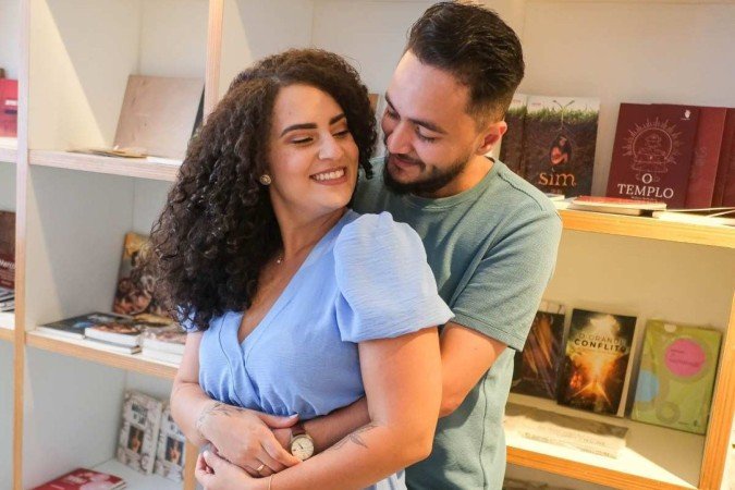Felipe Daniel e Isabel Torres celebrarão o último dia dos namorados antes do casamento em outubro