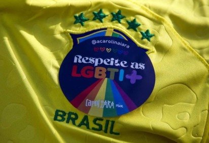 28ª Parada LGBT+ em São Paulo -  (crédito: Miguel SCHINCARIOL / AFP)