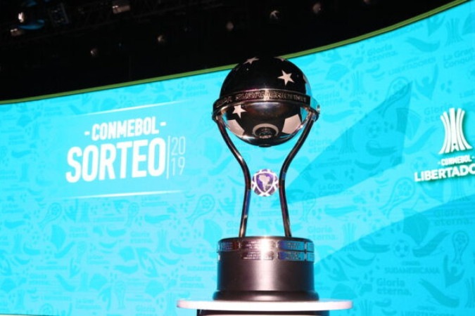 Taça da Sul-Americana -  (crédito:  Martin Ortiz)
