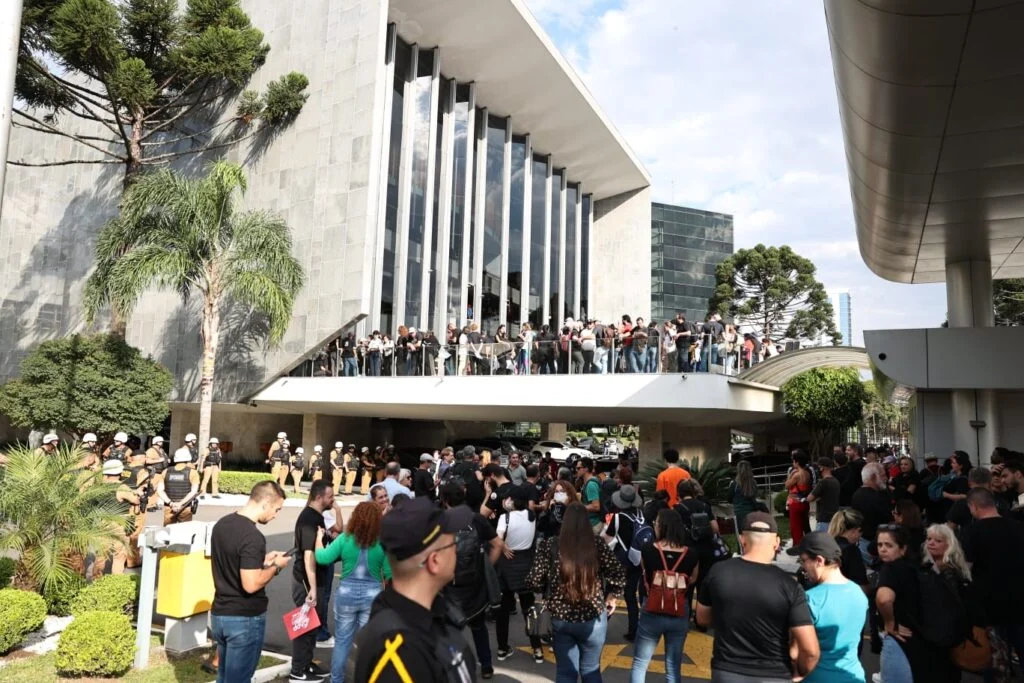Votação pode ser realizada na Ópera de Arame. - (crédito: Franklin de Freitas) Votação pode ser realizada na Ópera de Arame. - (crédito: Franklin de Freitas)