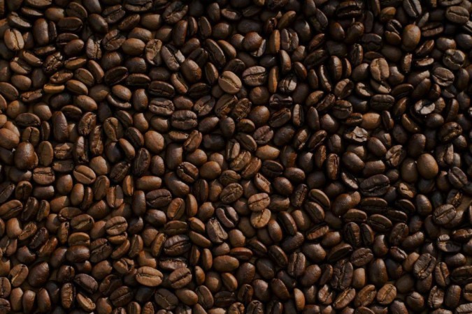 O café traz inúmeros benefícios à saúde e diminui a incidência de algumas doenças -  (crédito:  Mike Kenneally/ Unsplash)