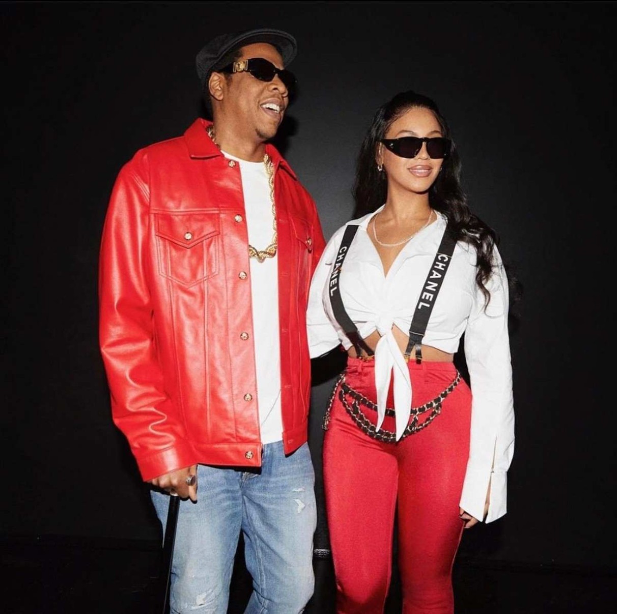 Bey e Jay-z estão sempre apostando em outfits coordenados, o casal costuma investir nas mesmas cores 