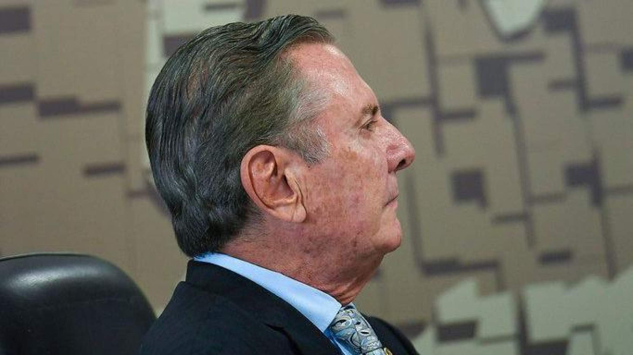 STF retoma julgamento que pode levar Collor à prisão