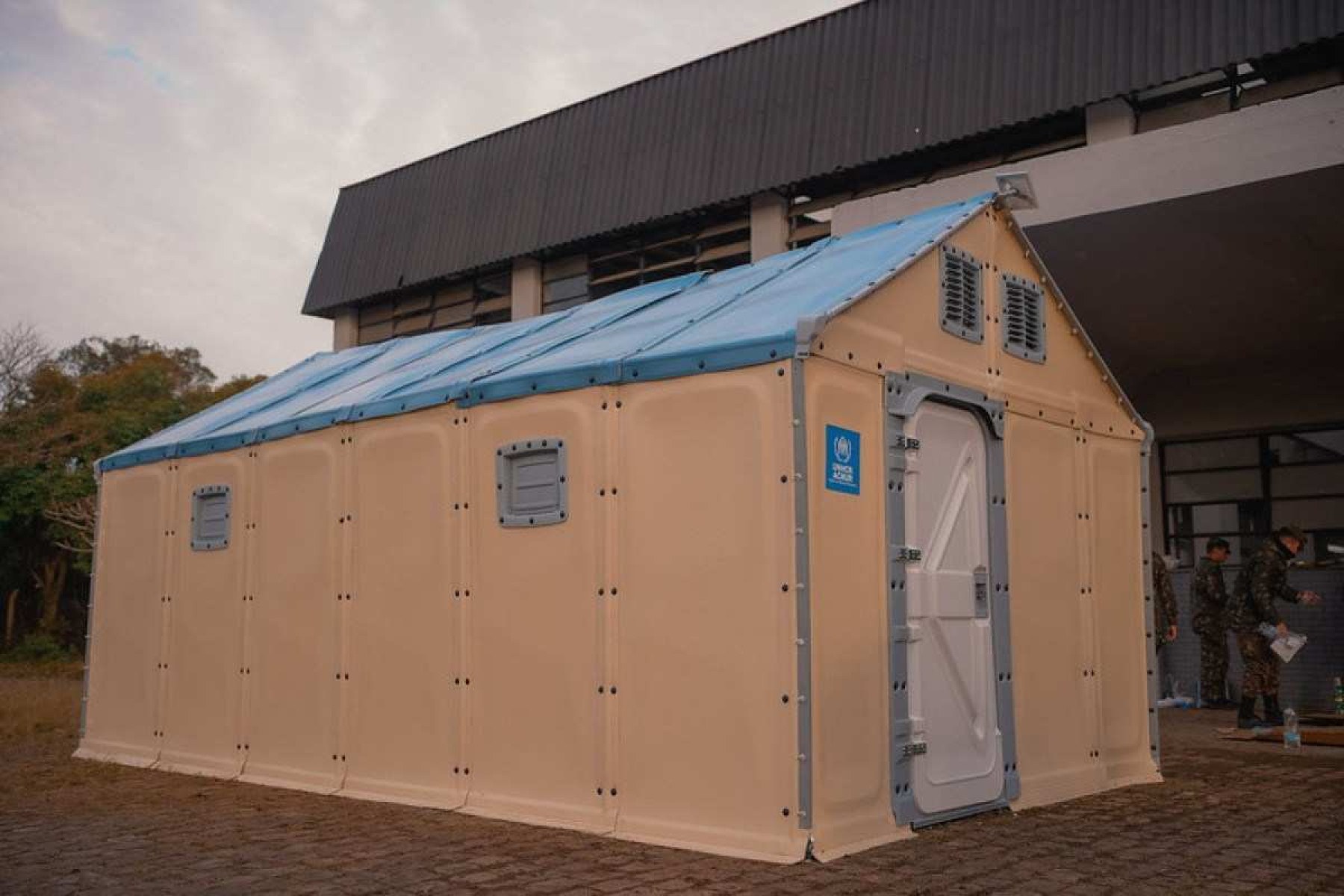 As casas temporárias anunciadas pelo governo do RS serão semelhantes às doadas pela Agência da ONU para Refugiados (ACNUR) aos Centros Humanitários do estado