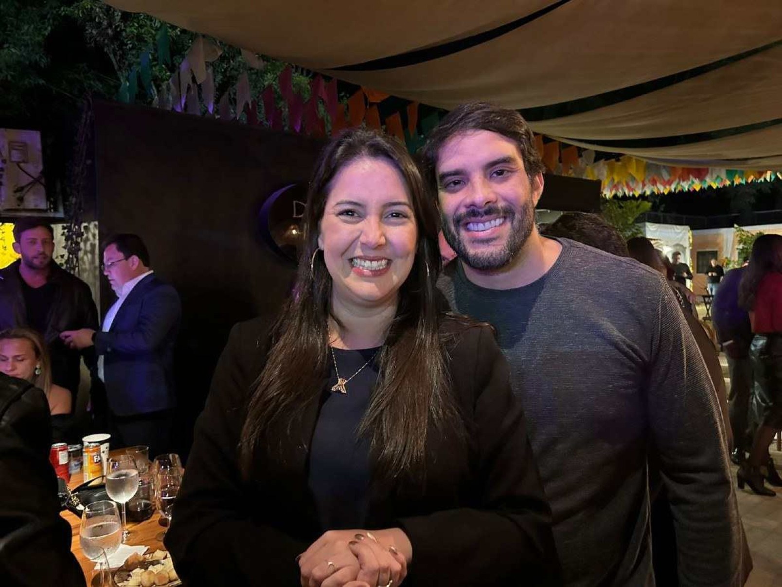 Alexandre do Guará engata namoro com secretária de governo do DF