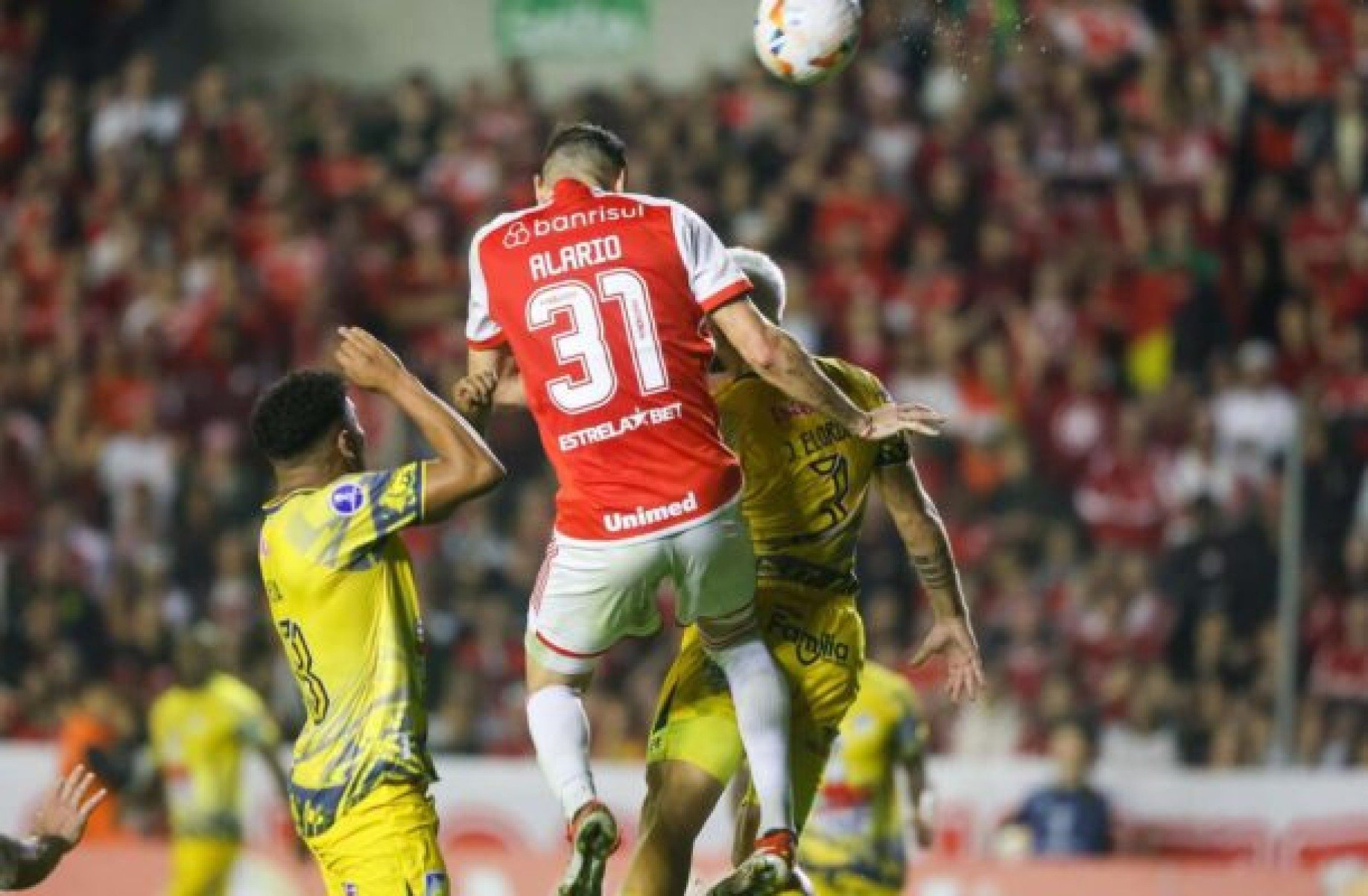 Internacional vence Delfín e avança aos playoffs da Sul-Americana