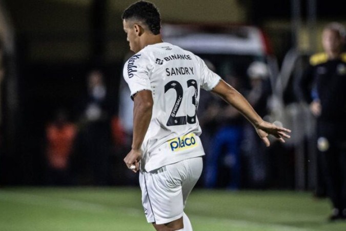 Sandry volta e vira opção no Santos -  (crédito: Foto: Raul Baretta/ Santos FC.)