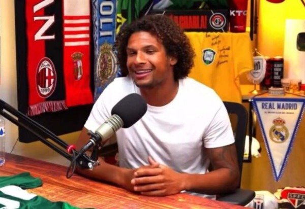 Foto: Reprodução/Charla Podcast