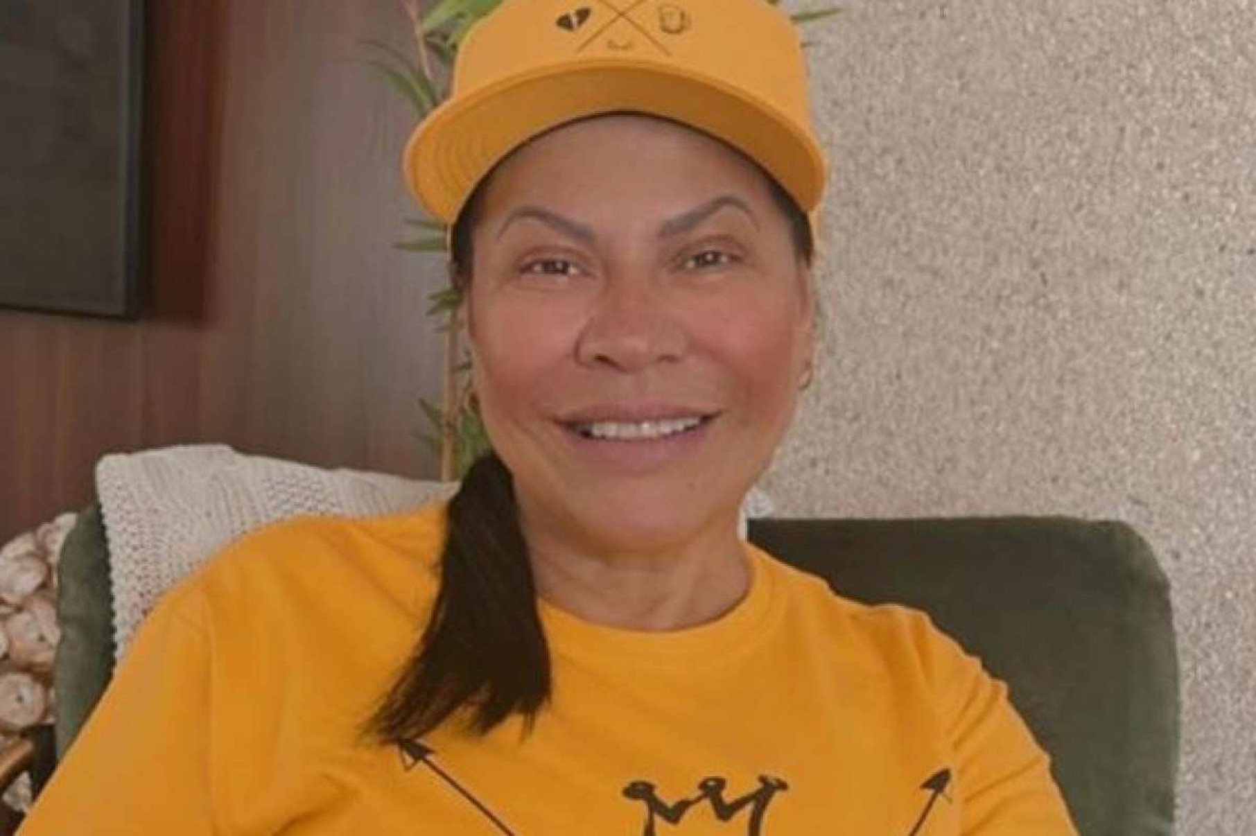 Mãe de Marília Mendonça diz que sente 'falta de ar' e 'dores' após acidente