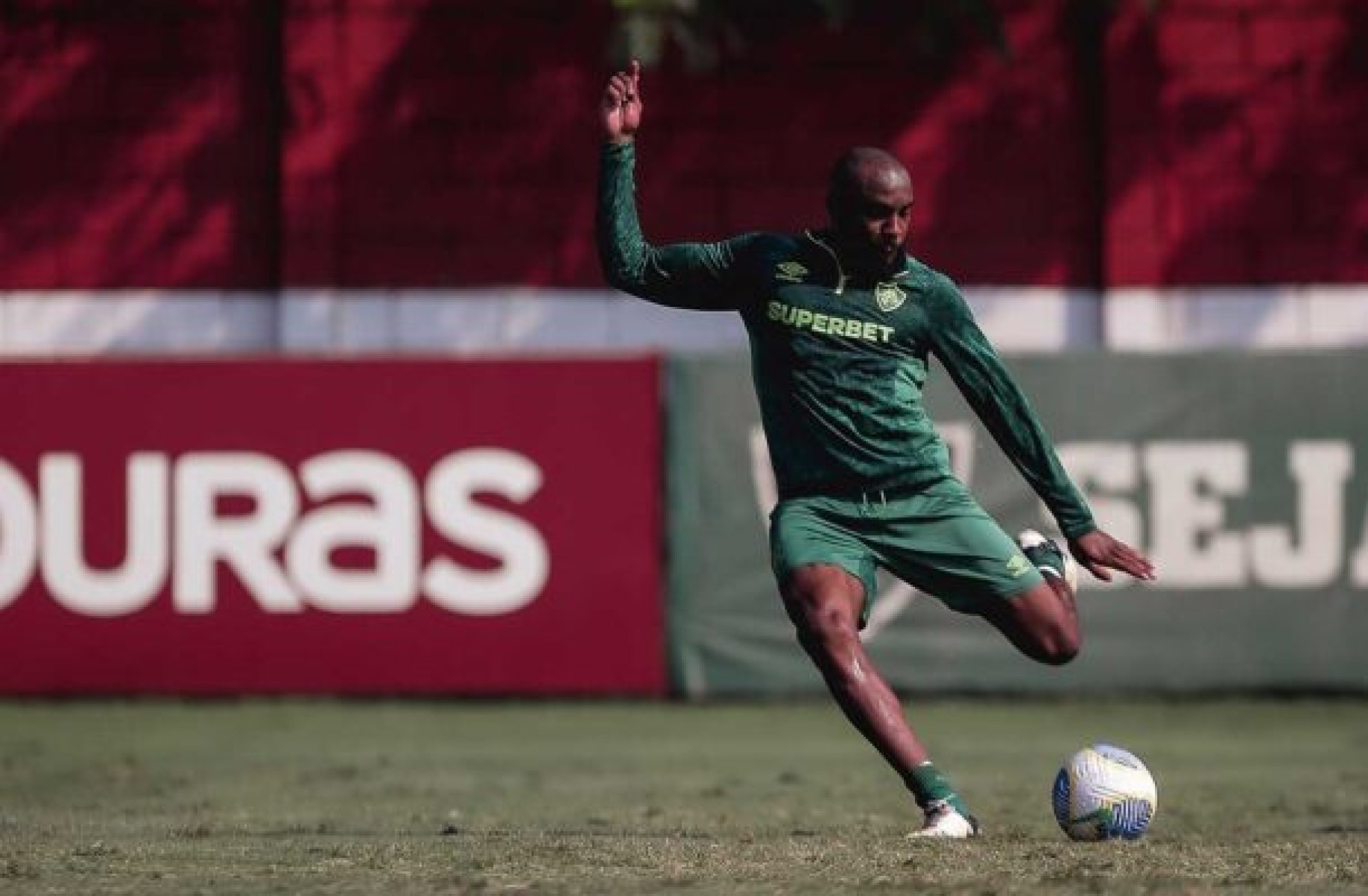 Manoel reencontra o Botafogo e destaca treinos do Fluminense: ‘Muita intensidade’