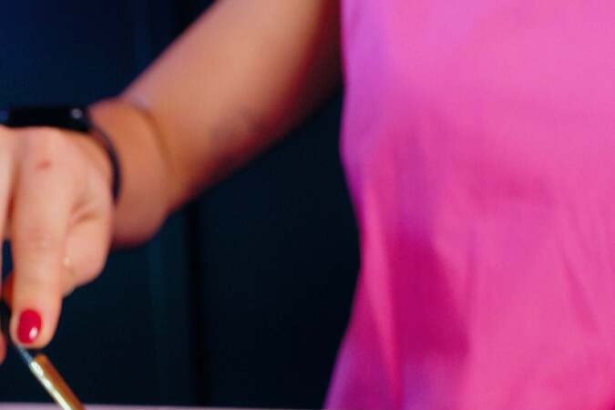 Brigadeiro de cocada usado como calda em um bolo de milho
