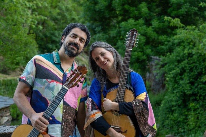 Os músicos Guilherme Melo e Nádia Campos