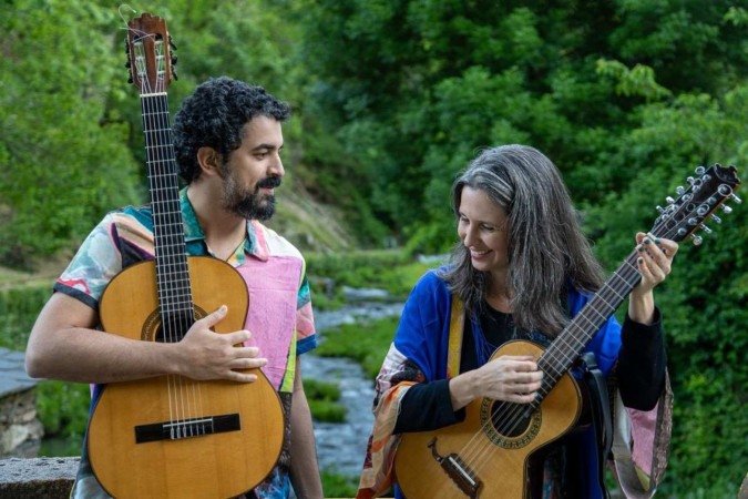 Os músicos Guilherme Melo e Nádia Campos