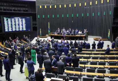 Motta é apresentado como o nome certo para unir o parlamento, qualificando-se como uma figura de segurança e alinhamento. Contudo, a disputa é mais ampla e diversa -  (crédito: Mário Agra/Câmara dos Deputados)