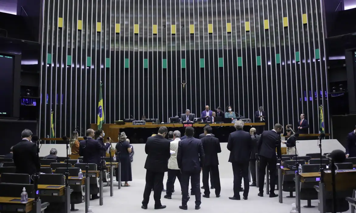 Texto que permite Mesa da Câmara suspender deputado será votado hoje -  (crédito: EBC)