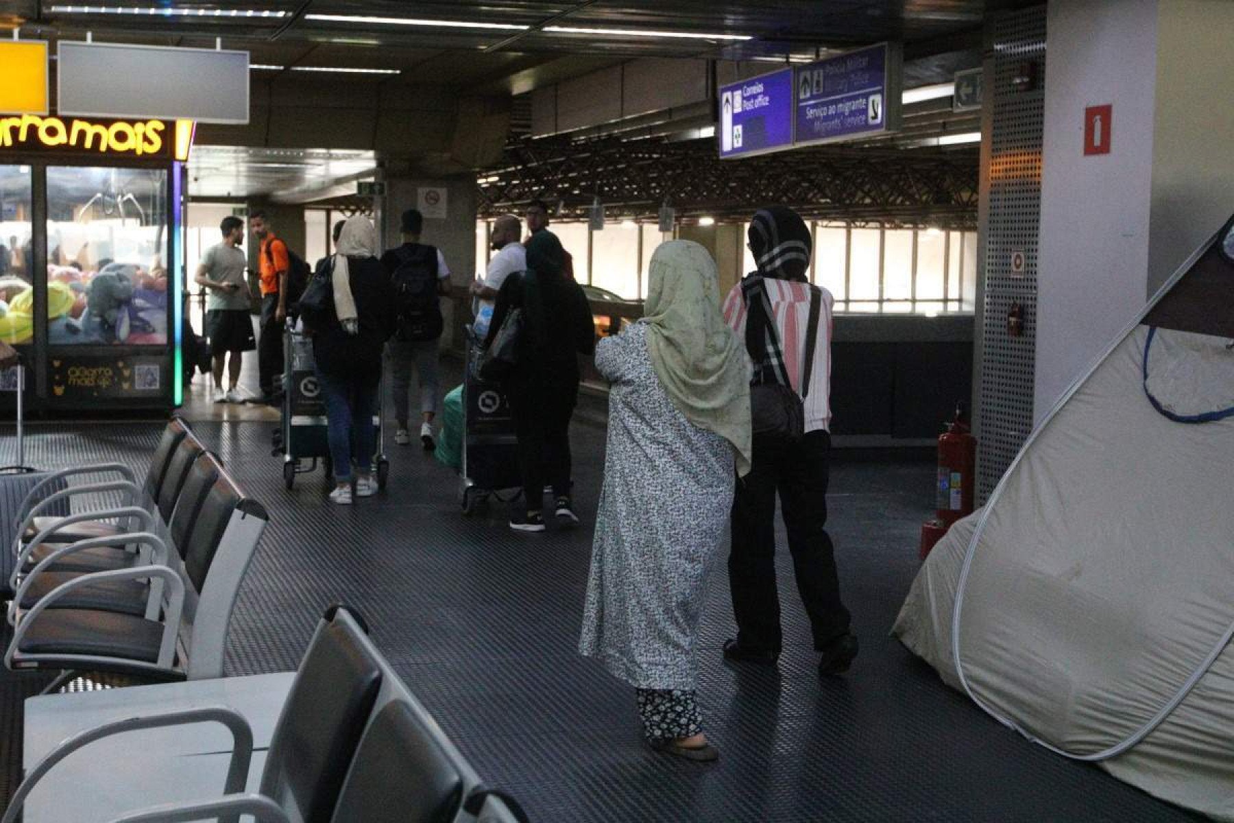 MPF estuda como liberar estrangeiros retidos no aeroporto de Guarulhos