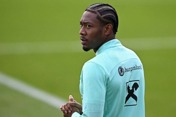 Áustria não terá a presença de Alaba em campo; machucado, jogador do Real Madrid fará parte da comissão técnica      