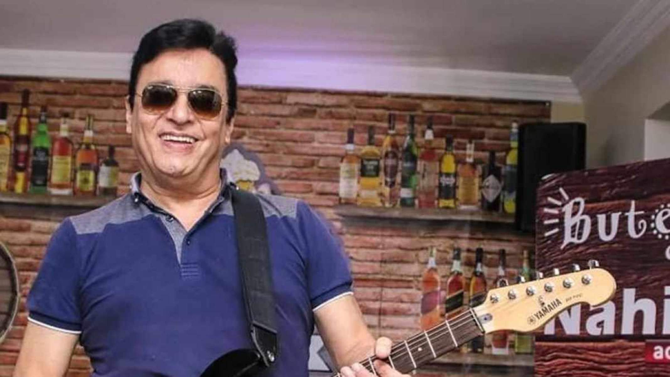 Morre cantor Nahim, aos 71 anos, em São Paulo