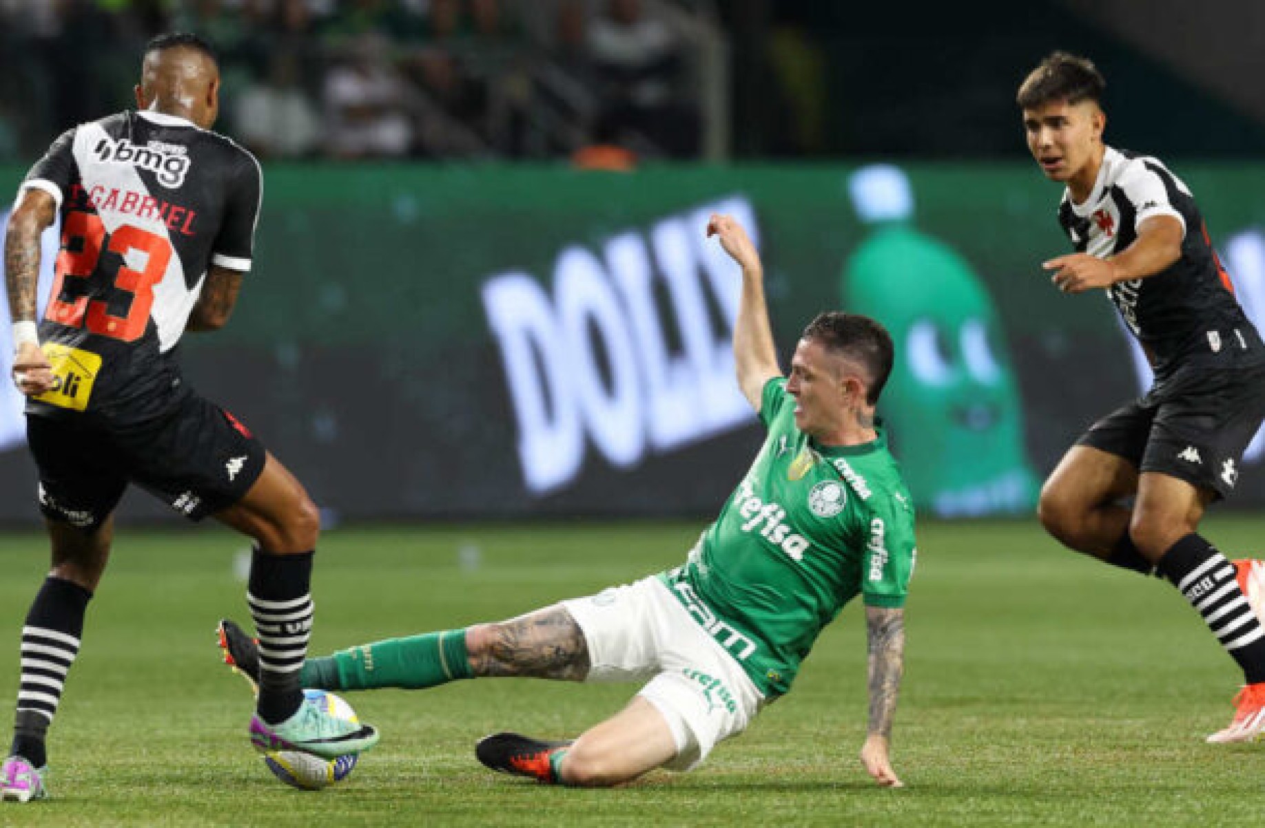 Suspenso, Sforza desfalca o Vasco contra o Cruzeiro; João Victor volta