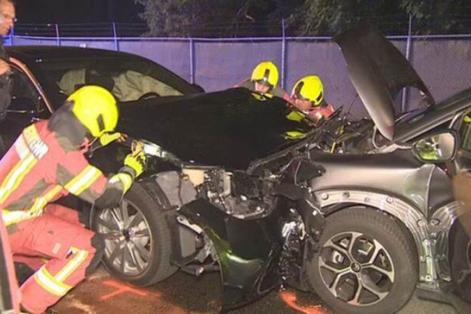 Acidente de carro envolvendo torcedores da Escócia na véspera do jogo contra Alemanha pela Eurocopa, no país germânico - (crédito: Foto: Reprodução / TV-Niederrhein) Acidente de carro envolvendo torcedores da Escócia na véspera do jogo contra Alemanha pela Eurocopa, no país germânico - (crédito: Foto: Reprodução / TV-Niederrhein)