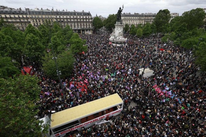 O Ministério do Interior francês informou que 250 mil pessoas participaram dos protestos, sendo 75 mil delas em Paris -  (crédito:  Sameer Al-Doumy / AFP)