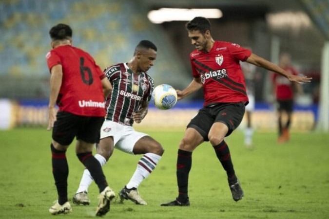 Fluminense volta a jogar mal e empata com o Atlético-GO no Maracanã - Foto: Jorge Rodrigues / ACG -  (crédito: - Foto: Jorge Rodrigues / ACG)