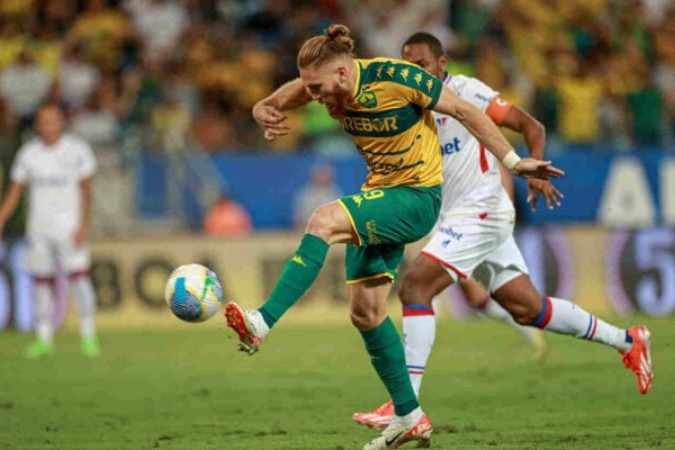 Isidro marcou um gol na goleada contra o Fortaleza -  (crédito: Foto: divulgação)