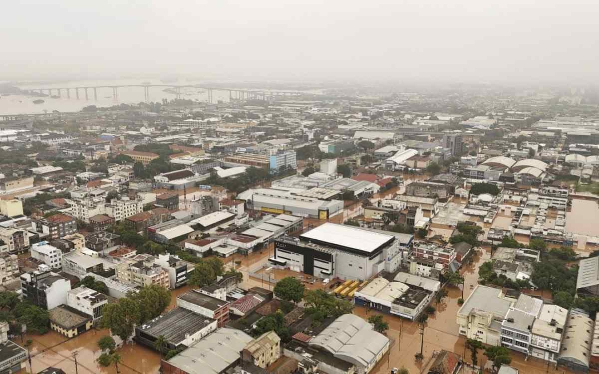 Governo federal libera R$ 17,5 bilhões para reconstrução do RS