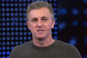Luciano Huck comanda o Domingão com Huck na TV Globo, além de atuar como empresário e filantropo. -  (crédito: Reprodução/TV Globo)