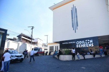 Policiais encontraram a vítima caída ao chão com sinais vitais e ele foi encaminhado ao Hospital Odilon Behrens em "estado gravíssimo" -  (crédito: Gladyston Rodrigues/EM/D.A Press)