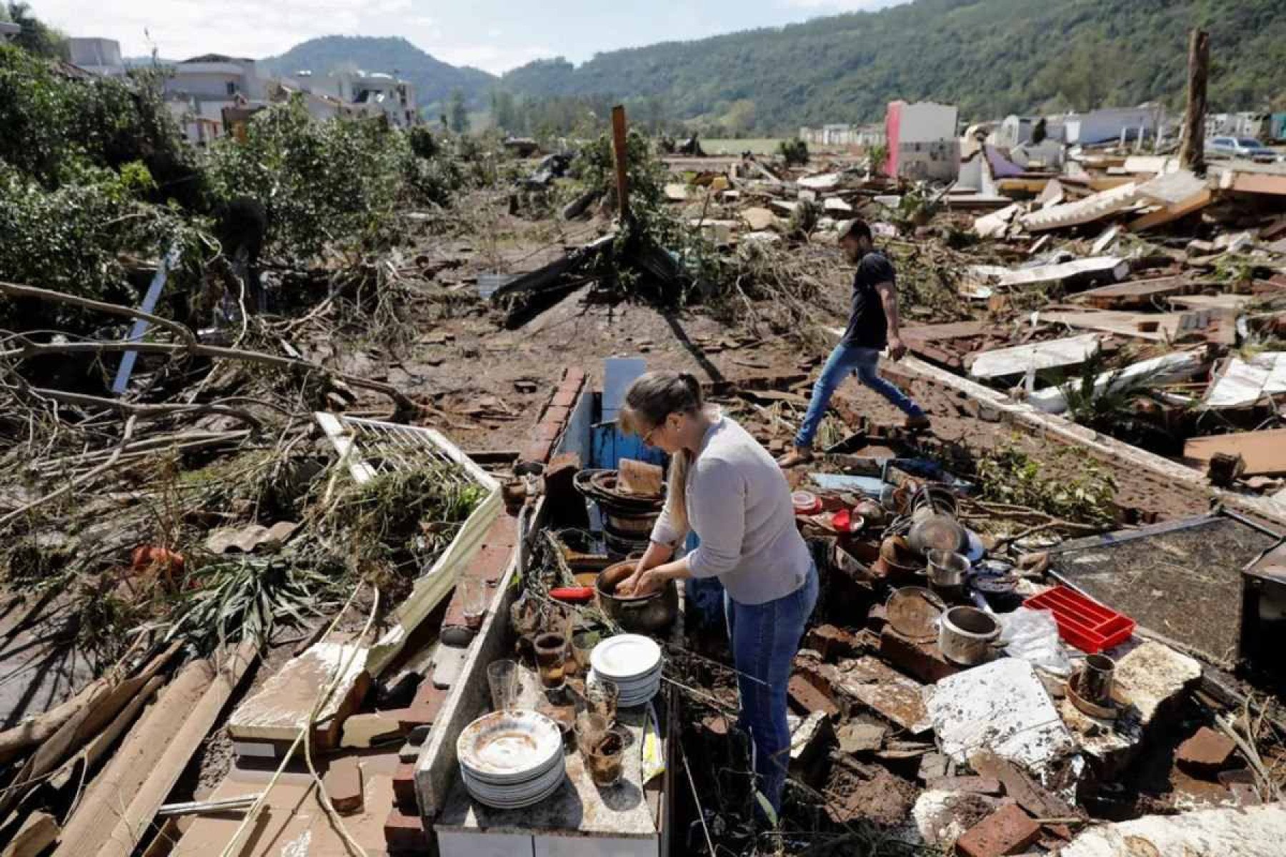 Governo federal define processo para avaliação de moradias afetadas no RS