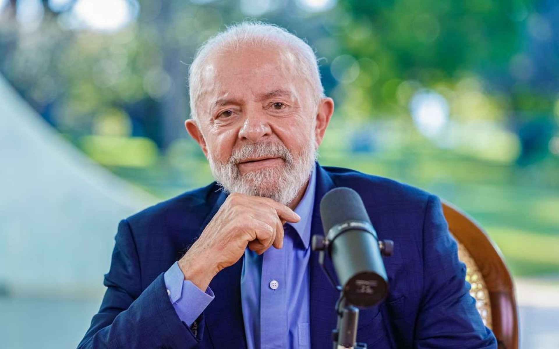 Lula descarta desvincular BPC e pensões do salário mínimo