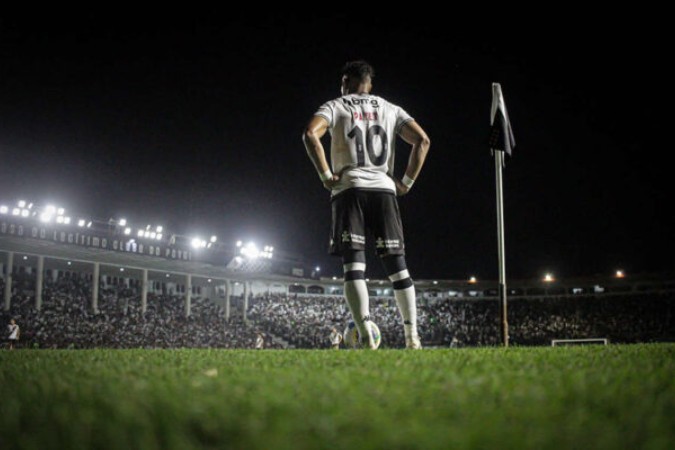 Payet vai para o terceiro jogo seguido fora de ação pelo Vasco -  (crédito: Foto: Leandro Amorim/Vasco)