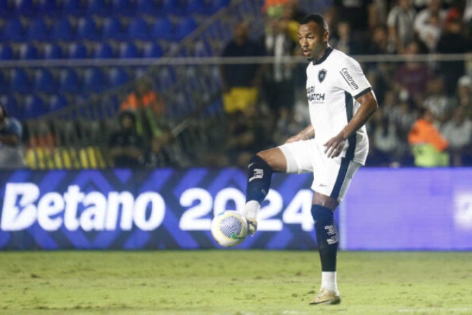  Marlon. Gremio x Botafogo pelo Campeonato Brasileiro no Estadio Kleber Andrade. 16 de Junho de 2024, Cariacica, ES, Brasil. Foto: Vitor Silva/Botafogo. .Imagem protegida pela Lei do Direito Autoral N.. 9.610, DE 19 DE FEVEREIRO DE 1998. Sendo proibido qualquer uso comercial, remunerado e manipulacao/alteracao da obra..
     -  (crédito:  Vitor_Silva)