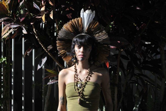  18/06/2024. Crédito: Minervino Júnior/CB/D.A Press. Brasil.  Brasilia - DF. Pauta sobre pessoas não binária transmasculina. Akódomen Otxokayone que tem origem indígena.