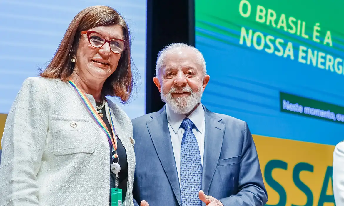 Lula defende Petrobras lucrativa e líder da transição energética -  (crédito: EBC)