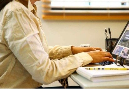 As vagas seguem a política de ações afirmativas do IBGE, com reserva de 25% para pessoas pretas e pardas, 5% para pessoas com deficiência, 3% para indígenas e 2% para quilombolas -  (crédito: Marcelo Camargo/Agência Brasil)