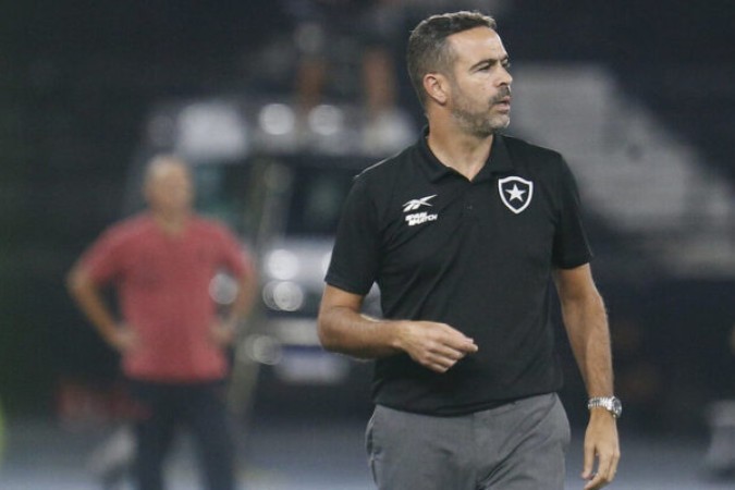 Artur Jorge analisa empate do Botafogo -  (crédito: Foto: Vitor Silva/BFR)