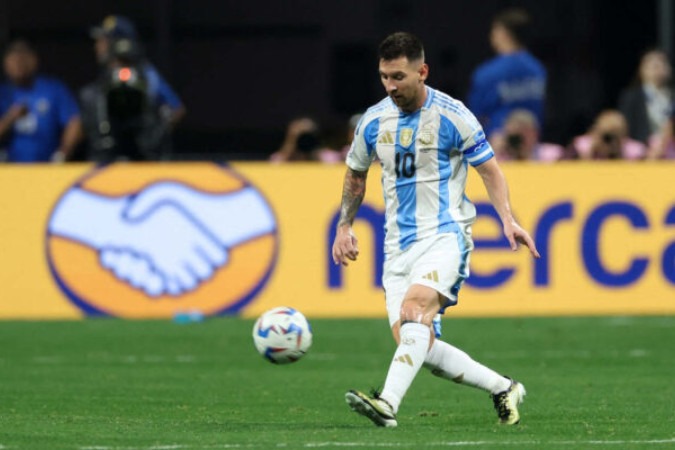 Messi na estreia da Argentina pela Copa América 2024 -  (crédito: - Foto: Charly Triballeau/AFP via Getty Images)