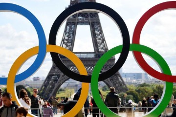 Jogos serão realizados no alto verão europeu -  (crédito: FRANCK FIFE/AFP)
