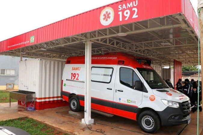 Samu realizou o atendimento, e levou o homem ao hospital. - (crédito: Renato Alves/Agencia Brasilia) Samu realizou o atendimento, e levou o homem ao hospital. - (crédito: Renato Alves/Agencia Brasilia)