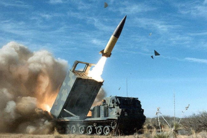 Sistema de mísseis táticos do Exército americano, MGM-140 ATACMS, supostamente usado no ataque a Sebastopol  -  (crédito: Wikipedia)